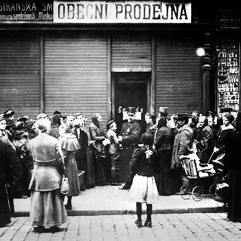 Fronta před obchodem (1918), ČTK